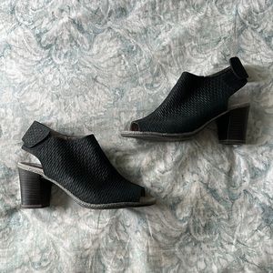 Tamaris Dolly black sandal